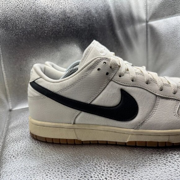 Size 11 Nike Dunk Low Canvas White Gum Black Mens Lace-Up Sneakers AA1056-100 - Picture 2 of 12